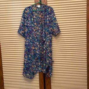 SZ M Lularoe long kimono